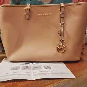 NWOT Large Michael Kors tote